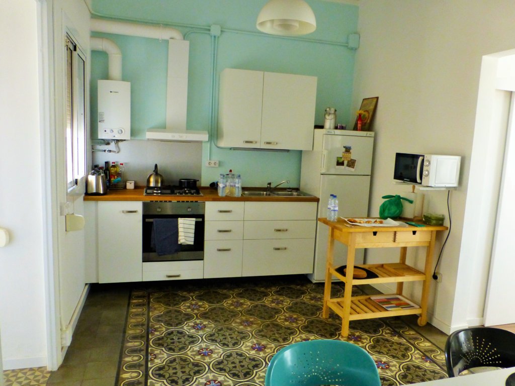 Kitchen in Airbnb advantage over hotel.